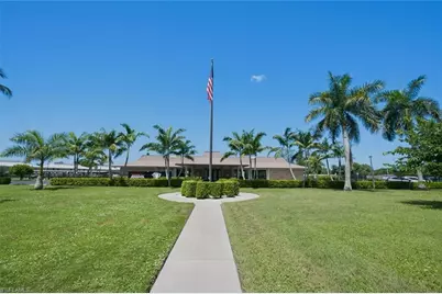 621 Charlemagne Blvd, Naples, FL 34112 - Photo 31