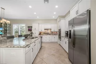 7825 Hawthorne Dr, Naples, FL 34113 - Photo 7