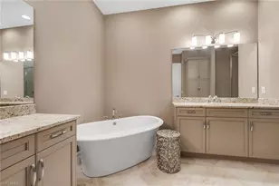 7825 Hawthorne Dr, Naples, FL 34113 - Photo 21