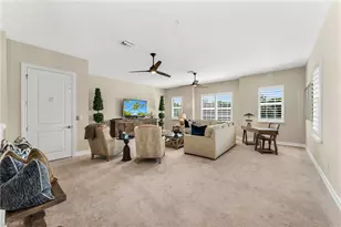 7825 Hawthorne Dr, Naples, FL 34113 - Photo 13