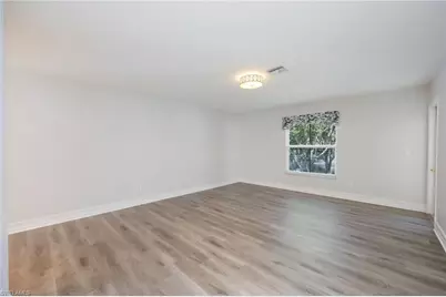 300 Diamond Cir #308, Naples, FL 34110 - Photo 13