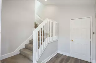 300 Diamond Cir, Naples, FL 34110 - Photo 3