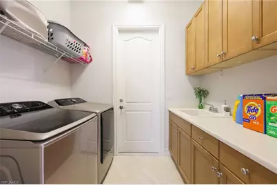 1419 Serrano Cir, Naples, FL 34105 - Photo 29