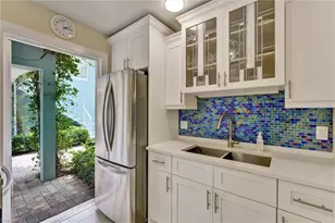 631 12th Ave S, Naples, FL 34102 - Photo 9