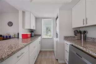 1400 Pompei Ln, Naples, FL 34103 - Photo 17
