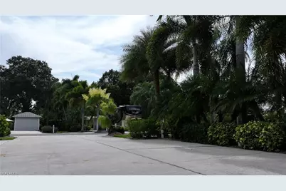 10070 Parkwood Dr, Fort Myers, FL 33905 - Photo 21