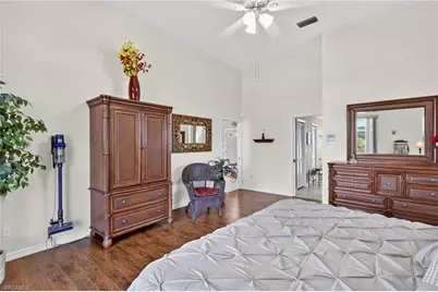 11690 Pinewood Lakes Dr, Fort Myers, FL 33913 - Photo 37