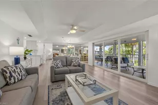195 Peppermint Ln, Naples, FL 34112 - Photo 9