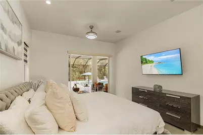 364 Logan Blvd S, Naples, FL 34119 - Photo 15