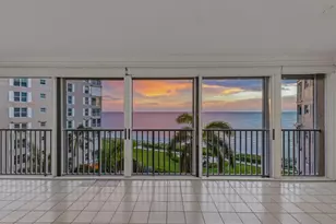 2905 Gulf Shore Blvd N, Naples, FL 34103 - Photo 3