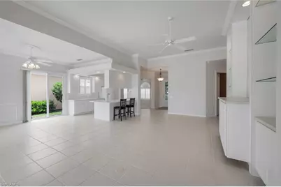 4471 Prescott Ln, Naples, FL 34119 - Photo 7