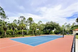 517 Robin Hood Cir, Naples, FL 34104 - Photo 31