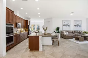 4433 Tamarind Way, Naples, FL 34119 - Photo 15