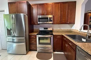 17517 Cherry Ridge Ln, Fort Myers, FL 33967 - Photo 7