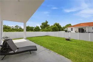 840 Carpenter St E, Lehigh Acres, FL 33974 - Photo 29