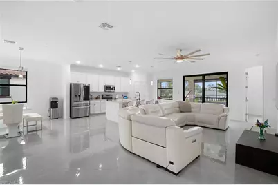 11879 Arboretum Run Dr #201, Fort Myers, FL 33913 - Photo 9