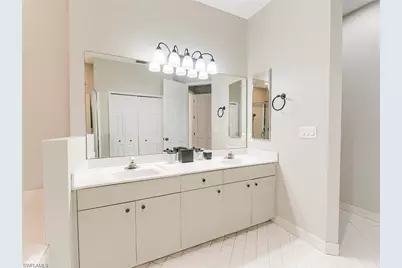 8529 Fairway Bend Dr, Fort Myers, FL 33967 - Photo 17