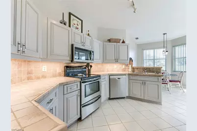 8529 Fairway Bend Dr, Fort Myers, FL 33967 - Photo 11