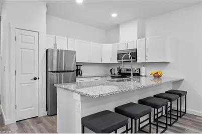 717/719 Gordon Ave S, Lehigh Acres, FL 33973 - Photo 5