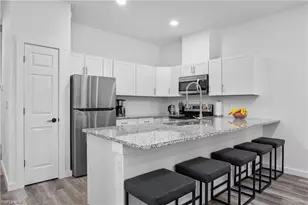 717/719 Gordon Ave S, Lehigh Acres, FL 33973 - Photo 5
