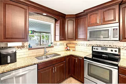 2741 McGregor Blvd, Fort Myers, FL 33901 - Photo 5