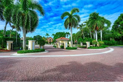 900 L Ambiance Cir #9-106, Naples, FL 34108 - Photo 31