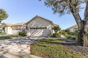 8529 Fairway Bend Dr, Fort Myers, FL 33967 - Photo 7