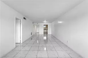 1000 Manatee Rd, Naples, FL 34114 - Photo 5