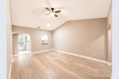 4172 Castilla Cir #201, Fort Myers, FL 33916 - Photo 9