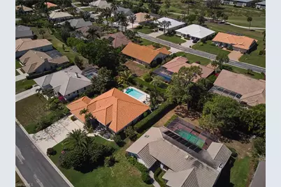 186 Muirfield Cir, Naples, FL 34113 - Photo 33