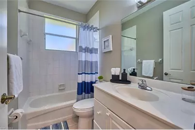 186 Muirfield Cir, Naples, FL 34113 - Photo 21
