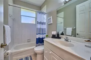 186 Muirfield Cir, Naples, FL 34113 - Photo 21