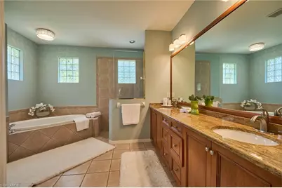 186 Muirfield Cir, Naples, FL 34113 - Photo 15