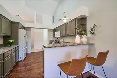 186 Muirfield Cir, Naples, FL 34113 - Photo 9
