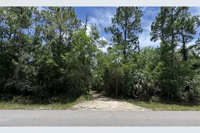 930 24th Ave NE, Naples, FL 34120 - Photo 3
