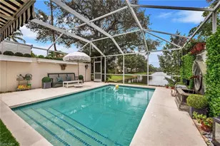 5505 Cove Cir, Naples, FL 34119 - Photo 15