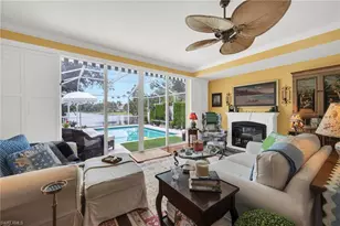 5505 Cove Cir, Naples, FL 34119 - Photo 3