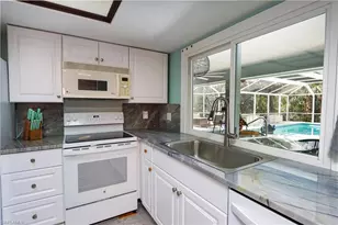 27165 Edenbridge Ct, Bonita Springs, FL 34135 - Photo 3