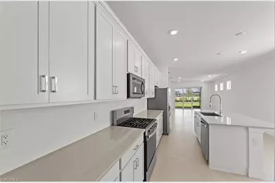 7120 Chapel Creek Ln, North Fort Myers, FL 33917 - Photo 11
