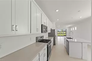 7120 Chapel Crk Ln, North Fort Myers, FL 33917 - Photo 11