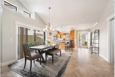 551 Beachwalk Cir, Naples, FL 34108 - Photo 29