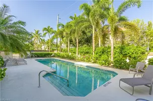 651 10th Ave S, Naples, FL 34102 - Photo 31