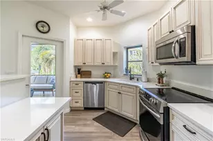 651 10th Ave S, Naples, FL 34102 - Photo 7