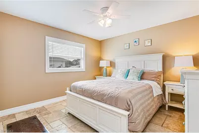 401 Candlewick Cir E, Lehigh Acres, FL 33936 - Photo 19