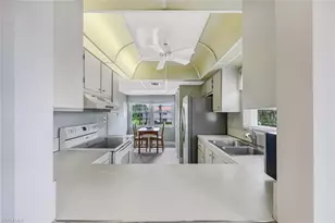 1056 Forest Lakes Dr, Naples, FL 34105 - Photo 5