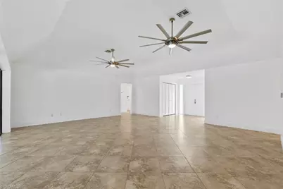 2251 Queens Way, Naples, FL 34112 - Photo 7