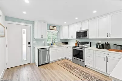 1417 Chesapeake Ave #106, Naples, FL 34102 - Photo 5