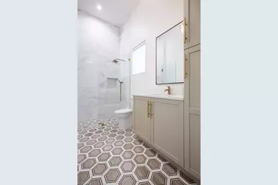 728 Carica Rd, Naples, FL 34108 - Photo 29