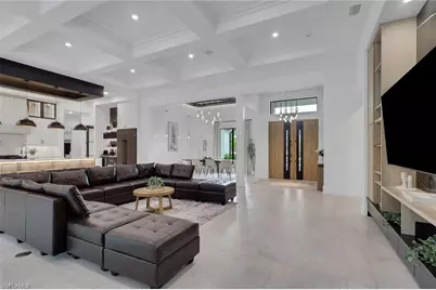 634 19th St SW, Naples, FL 34117 - Photo 7
