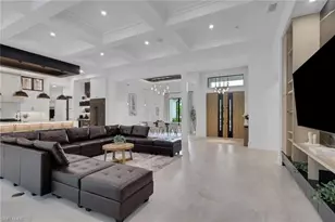 634 19th St SW, Naples, FL 34117 - Photo 7